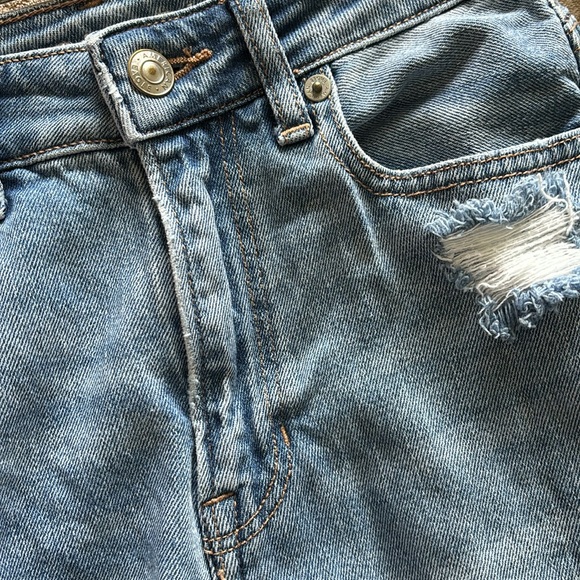 American Eagle Mom jeans - Picture 3 of 4